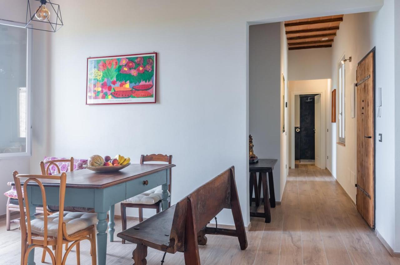 Porta Romana Elegant Apartments With Private Parking! Сиена Экстерьер фото