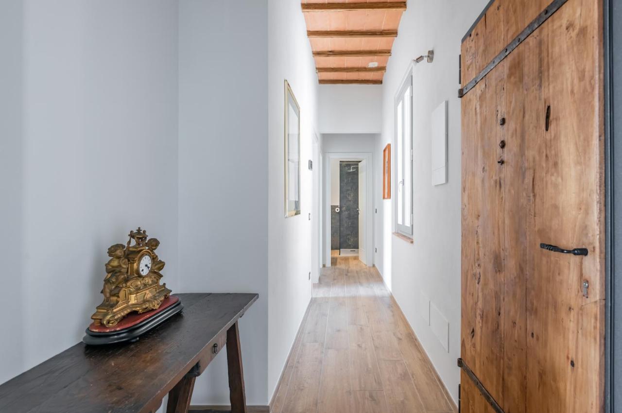 Porta Romana Elegant Apartments With Private Parking! Сиена Экстерьер фото