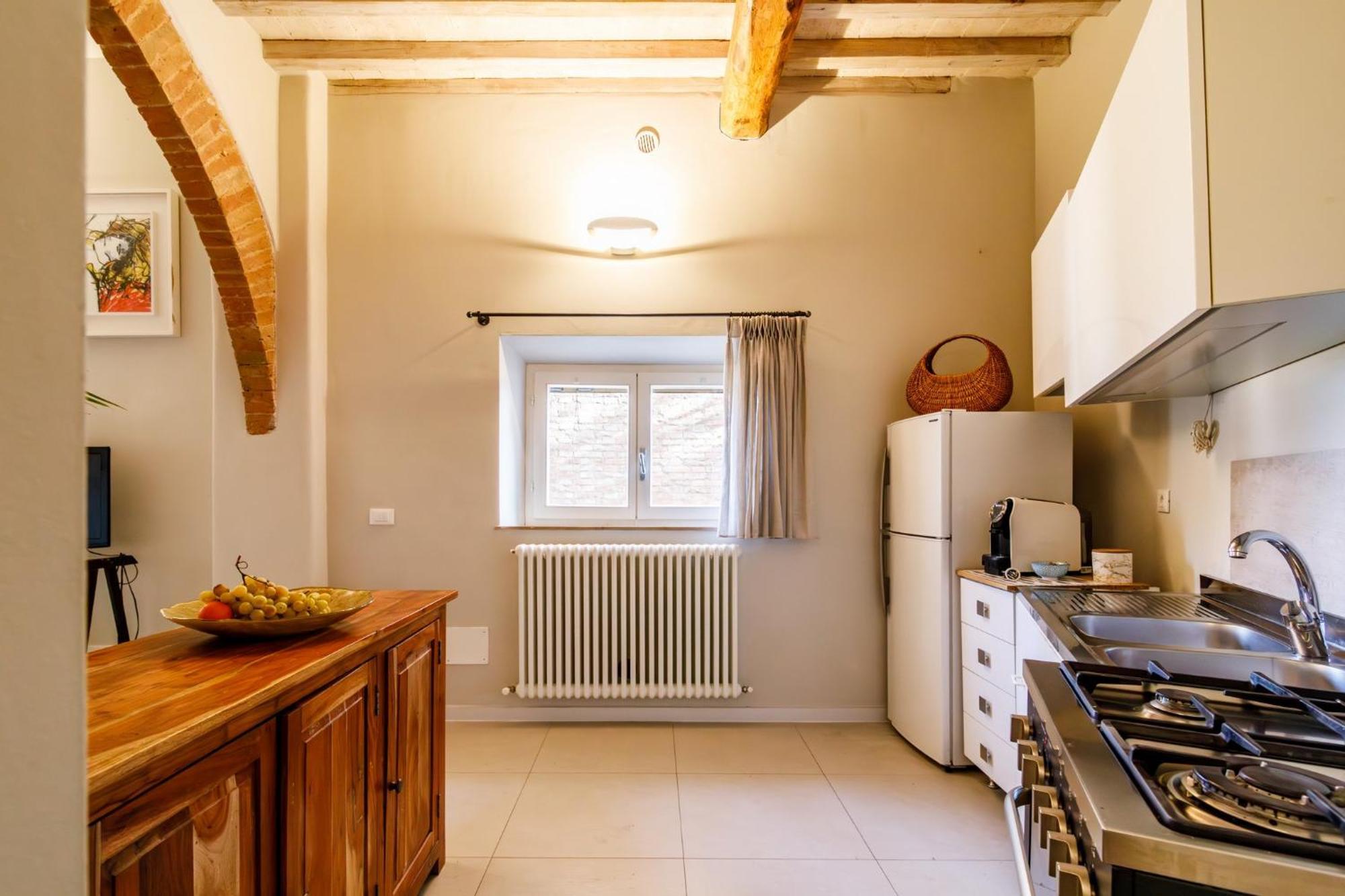 Porta Romana Elegant Apartments With Private Parking! Сиена Экстерьер фото