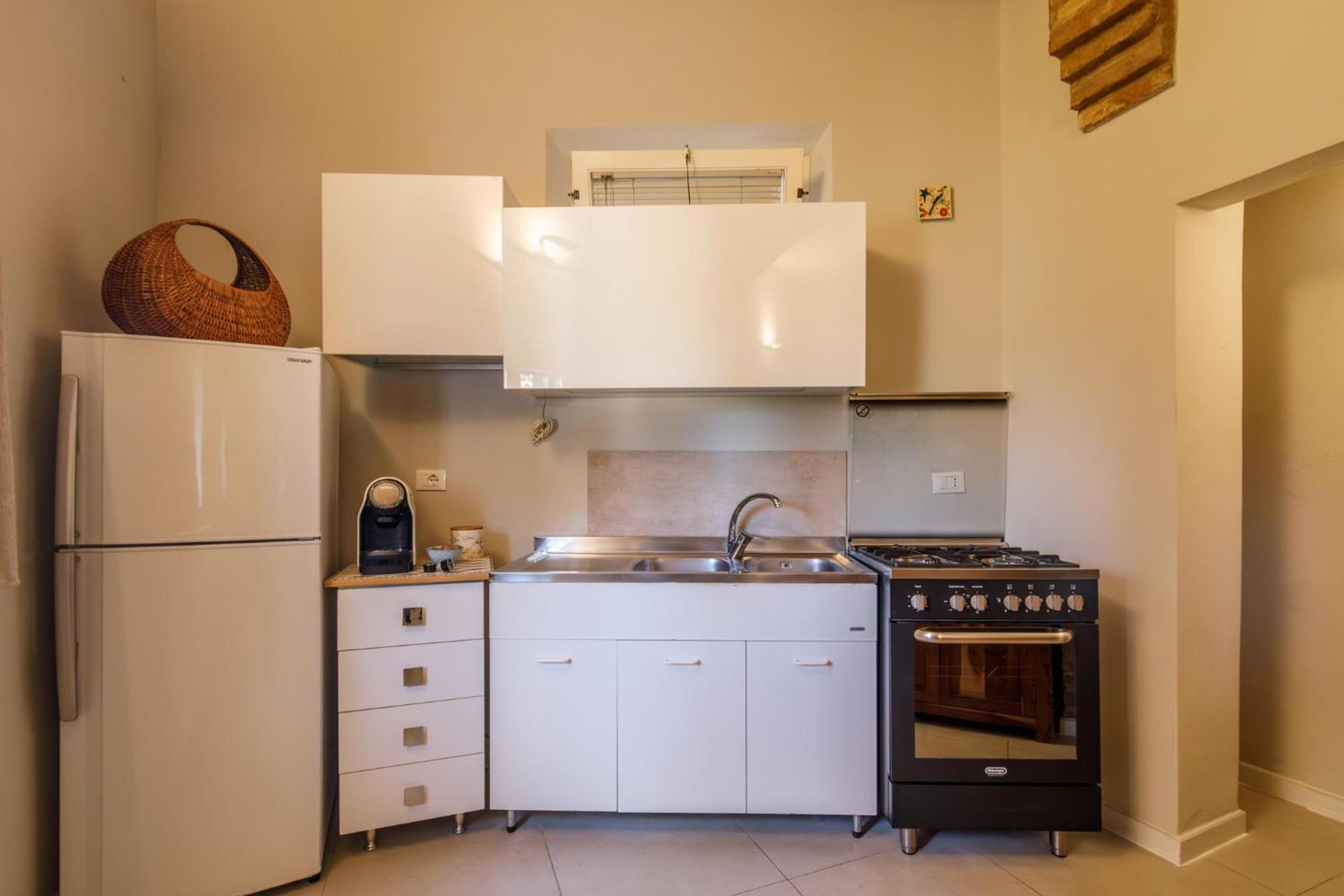 Porta Romana Elegant Apartments With Private Parking! Сиена Экстерьер фото